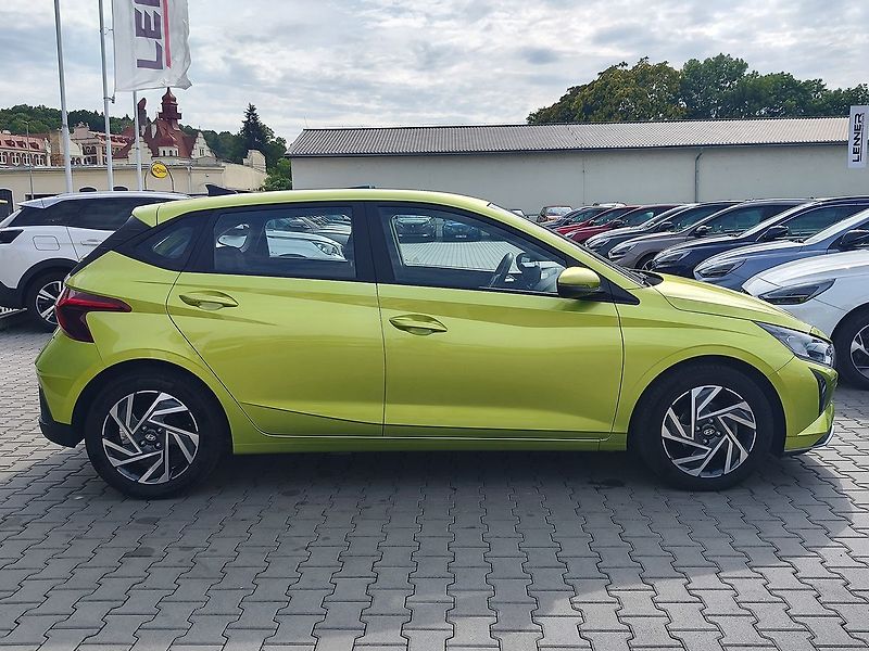 Hyundai i20 1.2i/58kW Wave - fotka 4 z 29