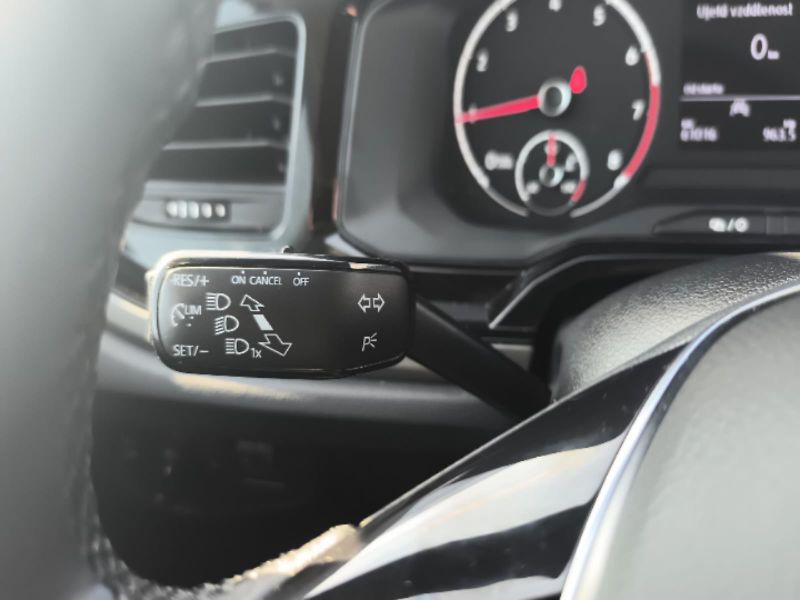 Volkswagen Polo 1.0 TSi Comfortline - fotka 16 z 24