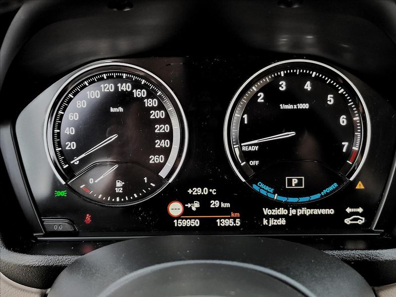 BMW X1 PHEV zálohováno - fotka 23 z 50