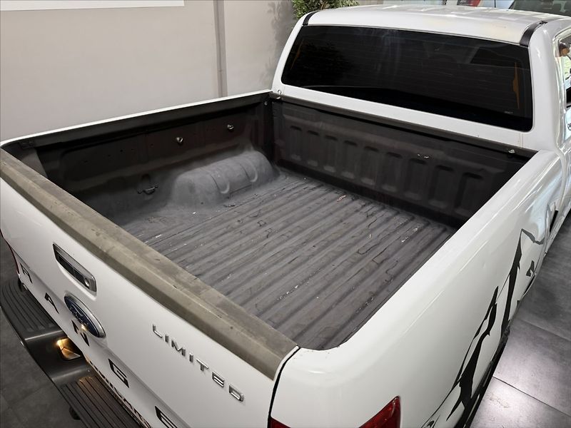 Ford Ranger 3,2   TDCI 4X4 3,5T NOVÝ MOTOR - fotka 26 z 34