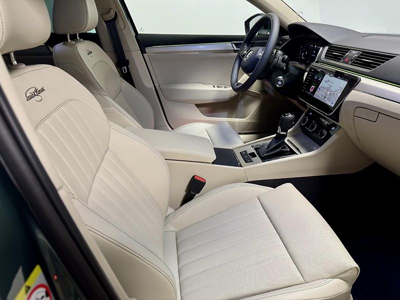 Škoda Superb (2023) L&K 2,0 TDI 147 kW 7-st aut 4x - fotka 27 z 66