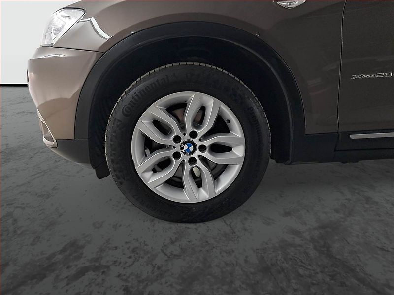 BMW X3 (2014) xDrive20d, 4X4, Automat, Kůže - fotka 15 z 21