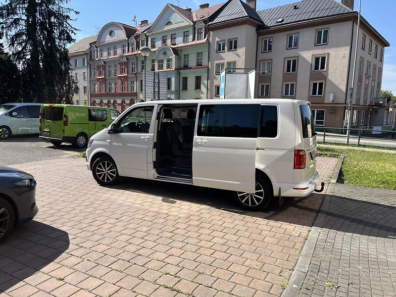 Volkswagen Multivan (2015) LONG, DSG, 110KW, NEZ. TOP. - fotka 8 z 26