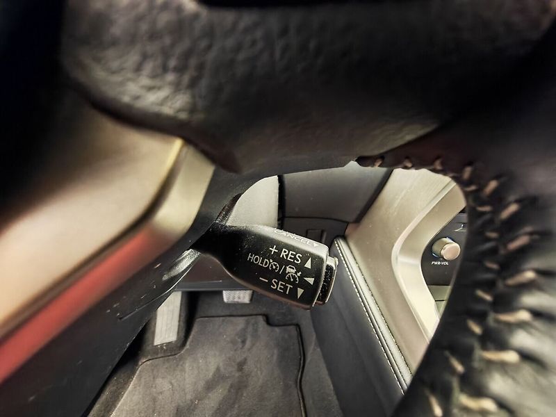 Lexus NX 300h 2.5 300h 145kW 4WD Best Busine - fotka 29 z 39