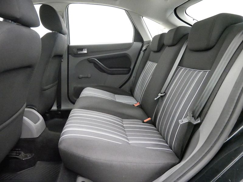 Ford Focus - fotka 23 z 24