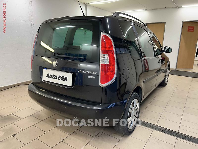 Škoda Roomster (2010) 1.2TSi, 1.maj, servis.kniha - fotka 2 z 3