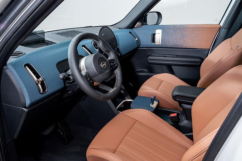 Mini Countryman S ALL4 - fotka 6 z 13
