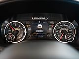 Dodge RAM (2025) 5.7 V8 Laramie Sport 6 LIFT - náhled 27