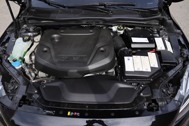 Volvo V40 Volvo V40 R-Design 140kW - fotka 53 z 55