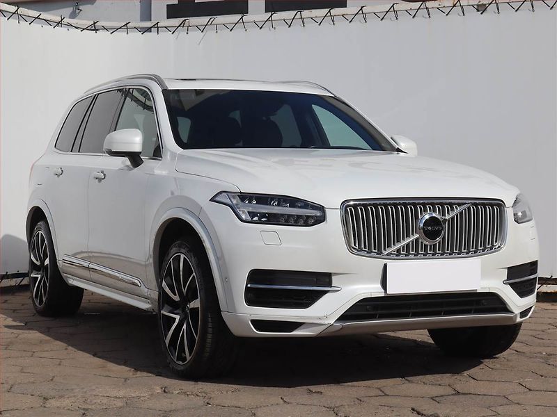 Volvo XC90 (2018) T8 Twin Engine AWD - fotografie inzerátu