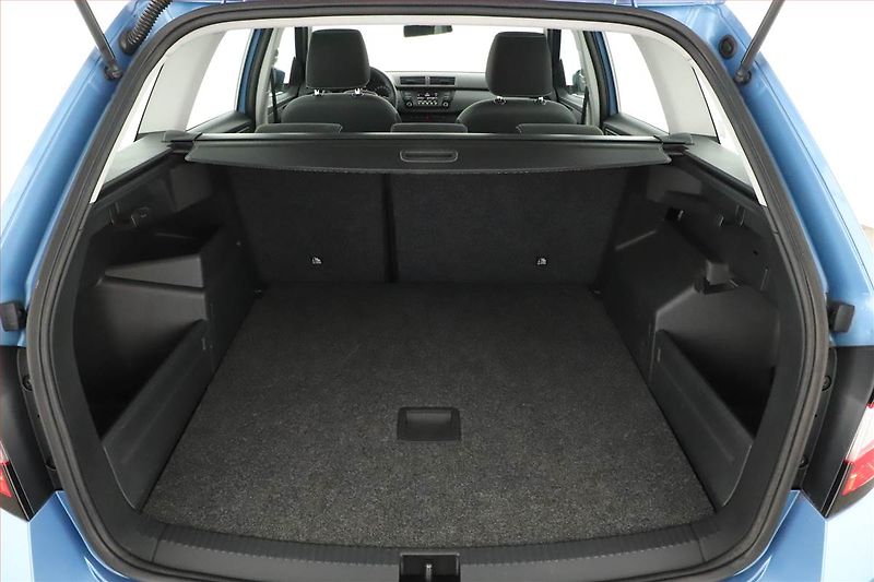 Škoda Fabia (2016) 1.2 TSI, Park. senzory - fotka 12 z 12