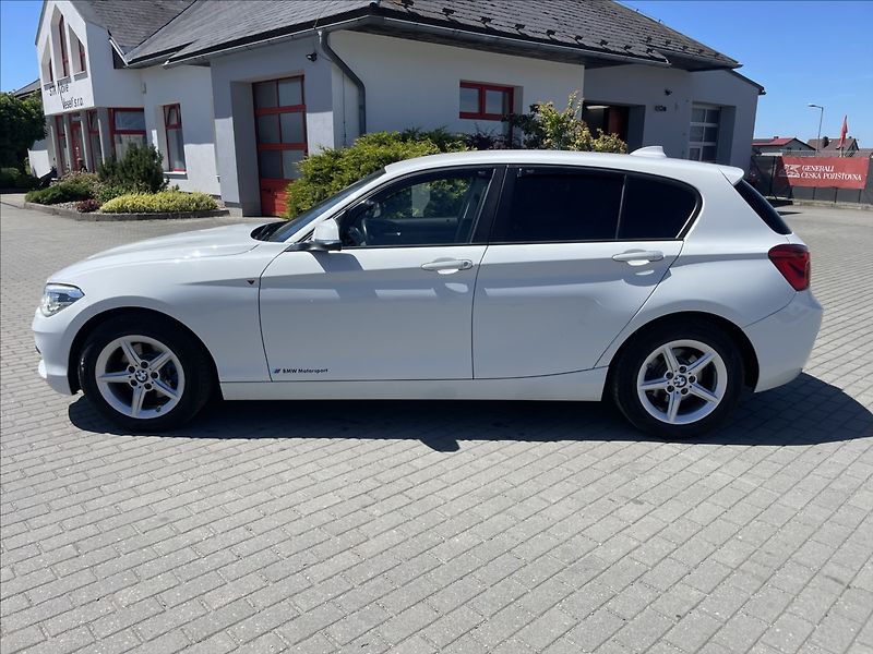 BMW Řada 1 2,0 d 110kw xDrive - fotka 2 z 33