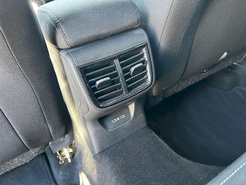 Škoda Fabia (2025) Top Selection 1.0 TSI 85 kW - fotka 28 z 30