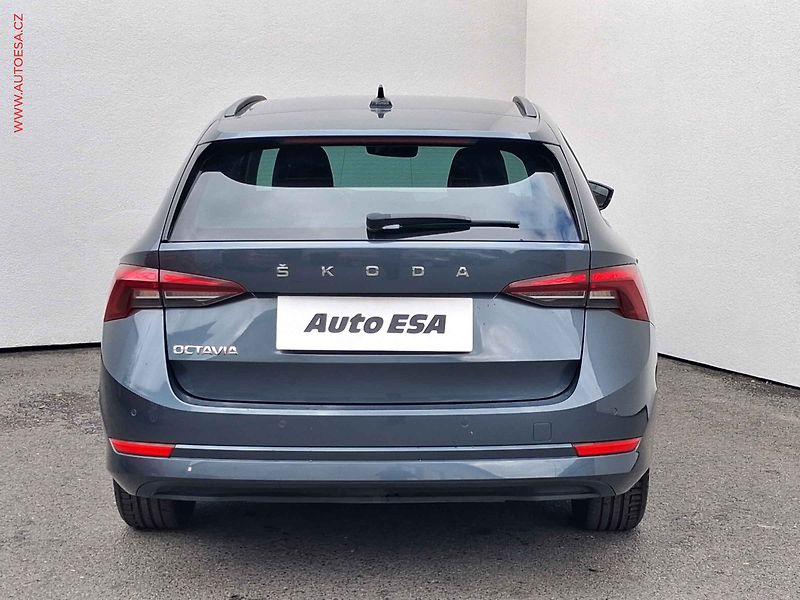 Škoda Octavia (2021) 2.0 TDi, ČR, Ambition, TZ - fotka 5 z 17