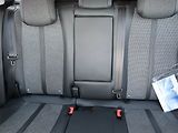 Peugeot 3008 (2019) Allure 1.5 BlueHDi, ČR,1.maj - náhled 10