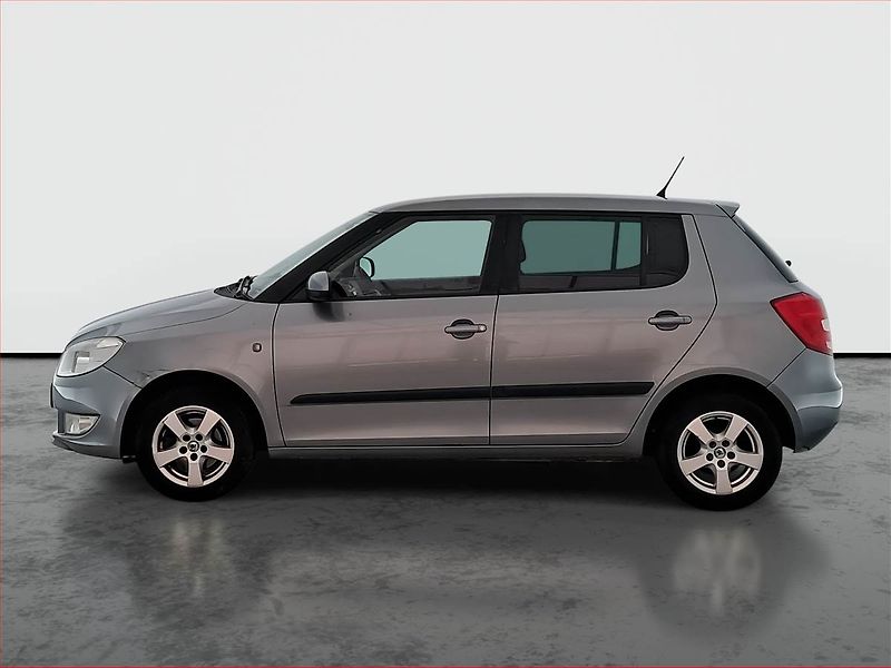 Škoda Fabia (2012) 1.2 TSI, po STK, zamluveno - fotka 3 z 16