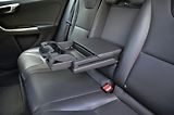 Volvo V60 (2016) 2.4 D6 AWD PHEV 212kW Momentum - náhled 17