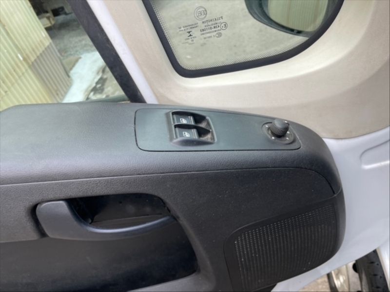 Peugeot Boxer 2,2 BHDI L2 sklápeč - fotka 11 z 11
