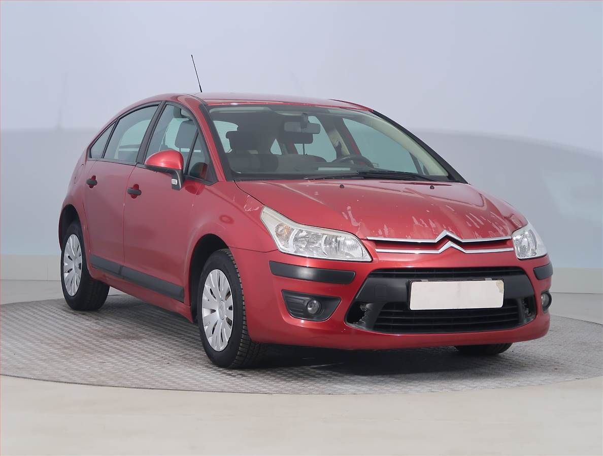 Citroën C4 1.6 HDi, nová STK, Klima