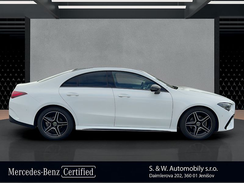 Mercedes-Benz CLA 180 d, AMG, Panorama - fotka 4 z 35