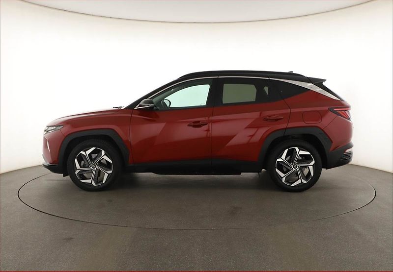Hyundai Tucson (2021) Style 1.6 T-GDI PHEV - fotka 3 z 31
