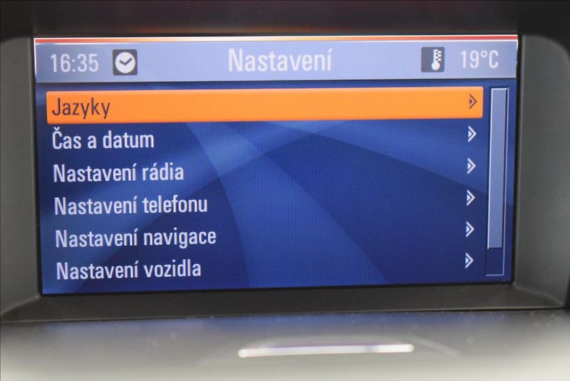 Opel Zafira 2,0 CTDi,7-míst,Nav,Innovation - fotka 19 z 27