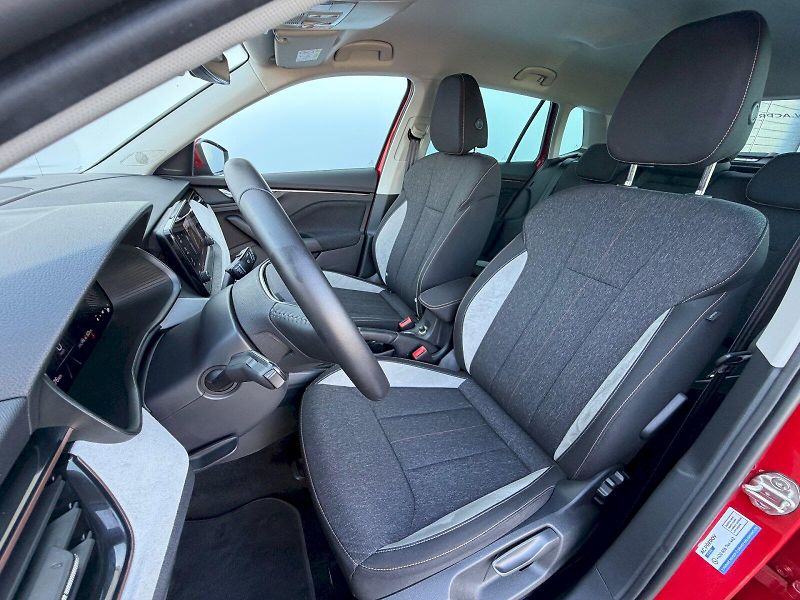 Škoda Kamiq (2025) 1.0 TSI 85kW Top Selection - fotka 6 z 35