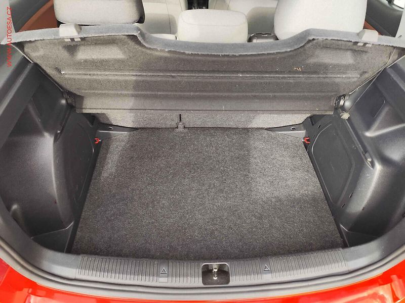 Škoda Fabia (2008) 1.2HTP, ČR, servis.kniha - fotka 8 z 16