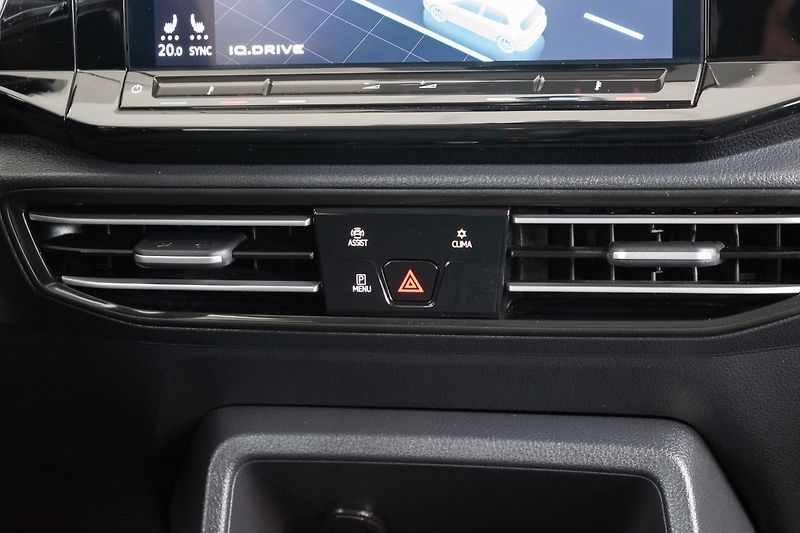 Volkswagen Caddy MAXI 2.0 TDI STYLE*TAŽNÉ*ČR 1M - fotka 25 z 45