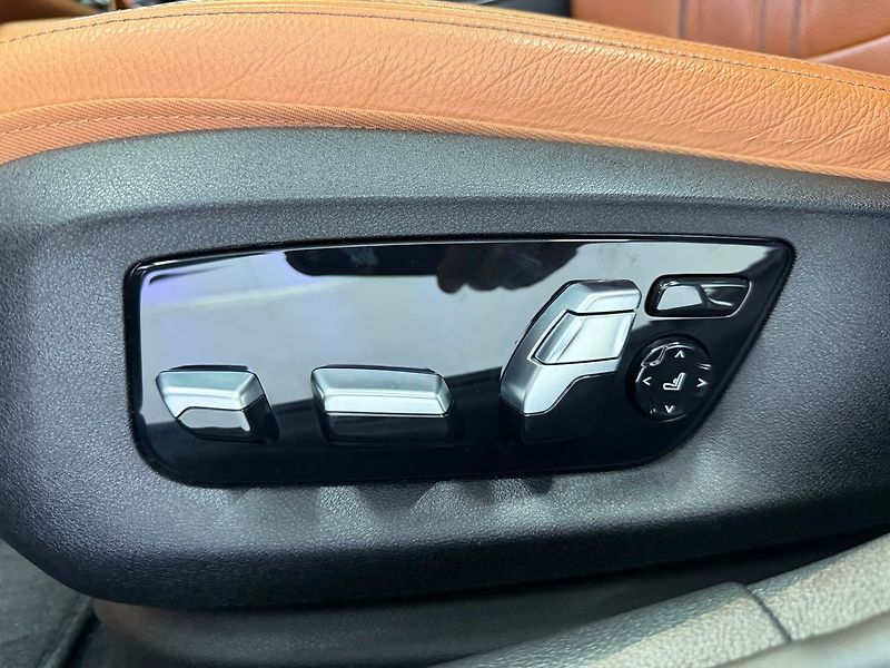 BMW Řada 5 540i xDrive LUXURY LINE, PANOR - fotka 25 z 30
