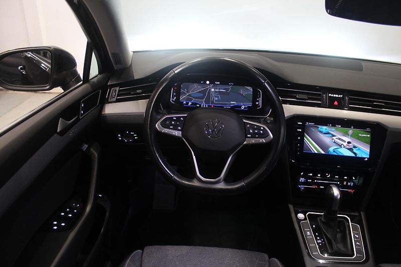 Volkswagen Passat (2022) 2.0TDI DSG Display Tažné  - fotka 36 z 39