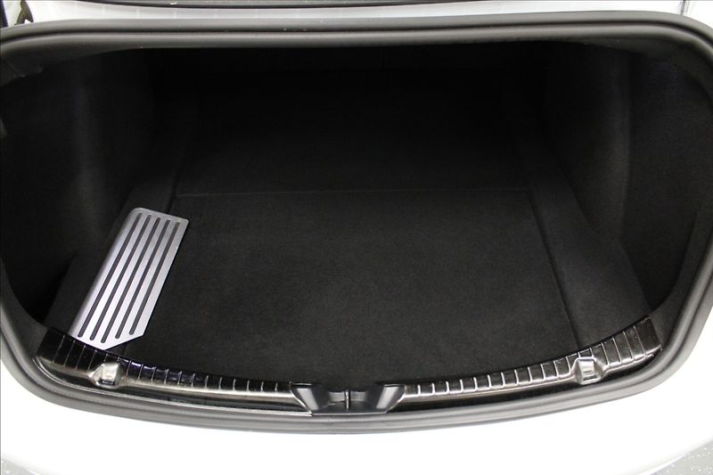 Tesla Model 3 0,0 Standard plus - fotka 5 z 27