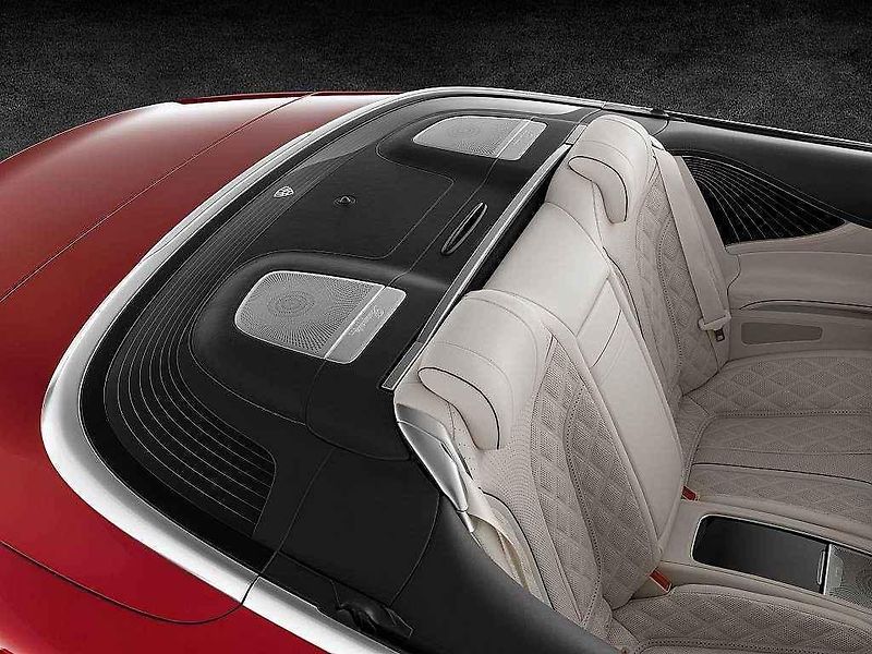 Mercedes-Maybach S 650 Cabriolet.