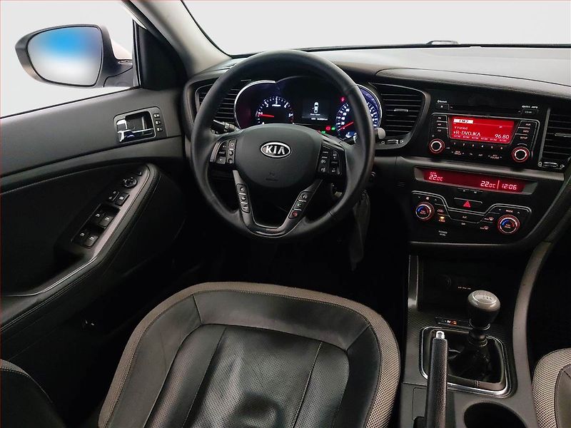 Kia Optima (2012) 1.7 CRDi, Tempomat - fotka 7 z 19