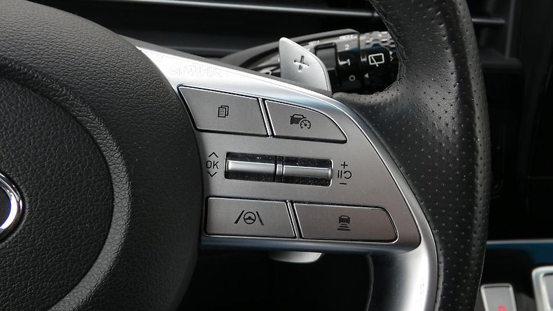 Hyundai Staria 2.2 CRDi Luxury 4x4 Auto - fotka 14 z 32