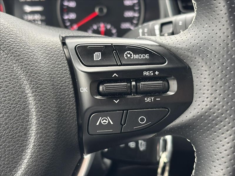 Kia Stonic 1,0 TGDi 73kW TOP ZÁRUKA NAVI - fotka 30 z 38