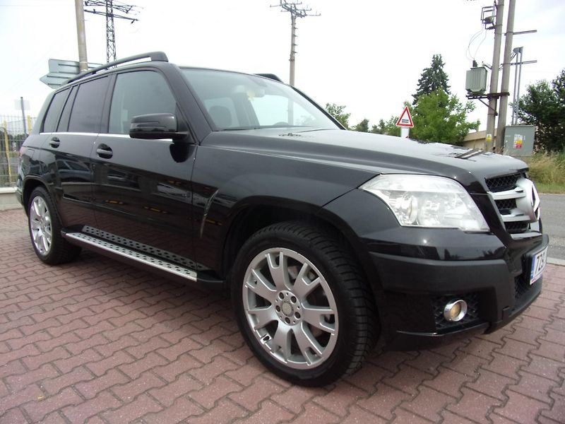 Mercedes-Benz GLK (2009) 350 CDI V6 4MATIC TEMP AC - fotka 11 z 36