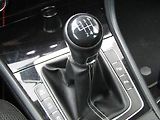 Volkswagen Golf (2014) 2.0 TDi, Klima - náhled 18