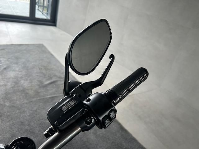Harley-Davidson FXSE Softail Breakout CVO (2016) - fotka 24 z 26