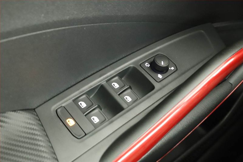 Škoda Fabia (2025) 1.0 TSI, MONTE CARLO, AUTOMAT - fotka 11 z 16