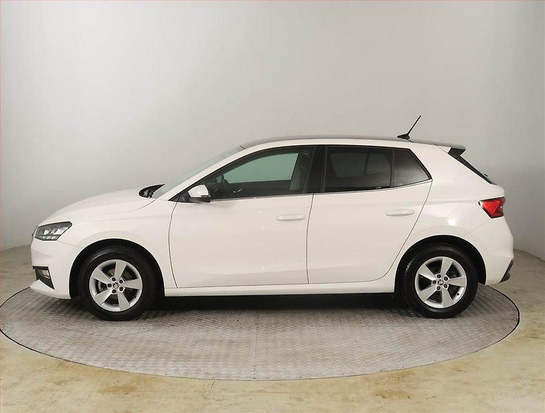 Škoda Fabia (2021) 1.0, Serv.kniha, Tempomat - fotka 3 z 18