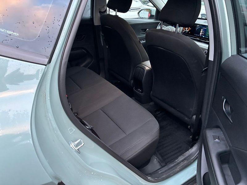 Hyundai Kona 1,0 T-GDI MT COMFORT CLUB ČR - fotka 22 z 24