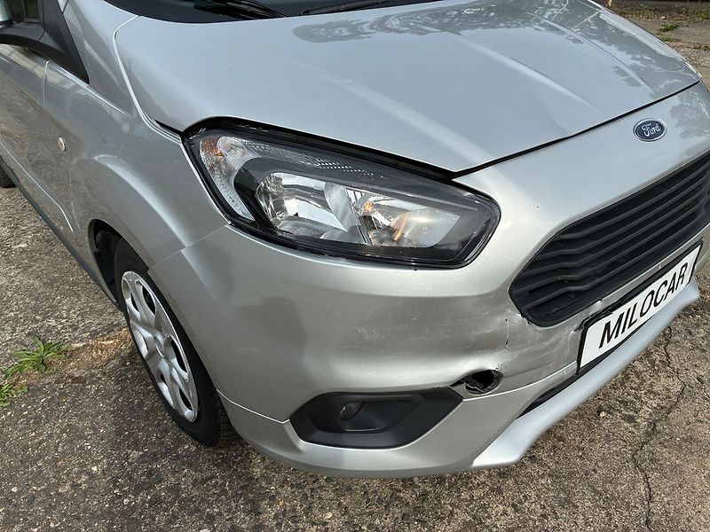 Ford Tourneo Courier 1.5 TDCi ČR 1.Maj 72 tkm DPH - fotka 7 z 24