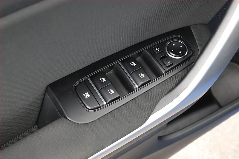 Kia Ceed (2025) Top 1.5 T-GDI - fotka 9 z 15