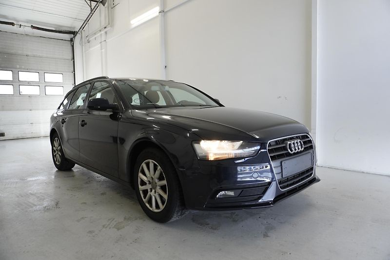 Audi A4 1.8TFSi-125 kW NOVÝ TYP MOTORU - fotka 15 z 20