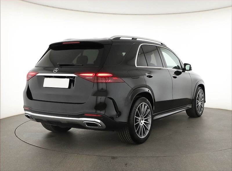 Mercedes-Benz GLE (2024) 450 d, AMG Line, HUD - fotka 5 z 22