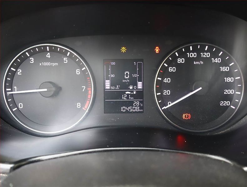 Hyundai i20 (2016) 1.2, Serv.kniha, Tempomat - fotka 11 z 18