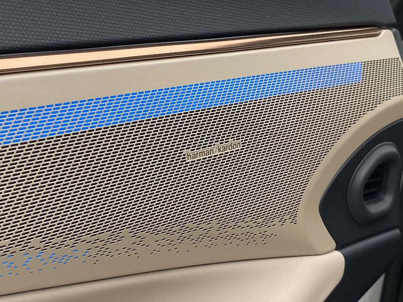 Lynk & Co 08 (2026) MORE PHEV - fotka 36 z 108