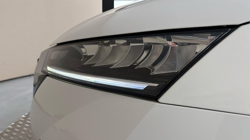 Škoda Octavia 2.0 TDI Style - fotka 18 z 26