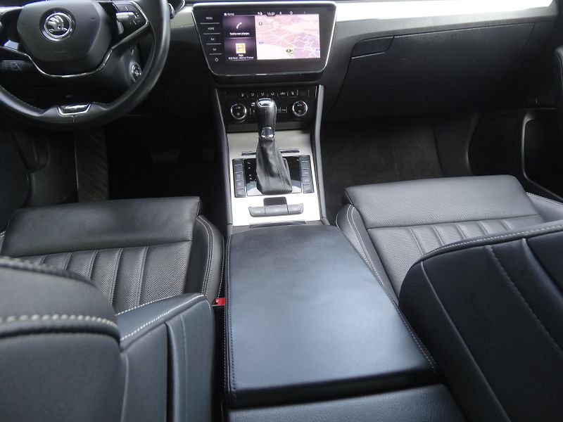 Škoda Superb Kom.2.0TDi L&K Taž.zař.4x4 DSG - fotka 15 z 62